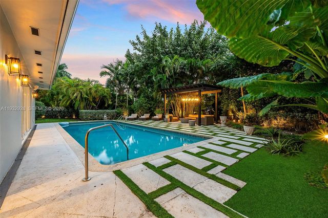 680 Buttonwood Lane, Miami, FL 33137