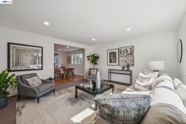 3146 AYLESBURY COURT, Castro Valley, CA 94546