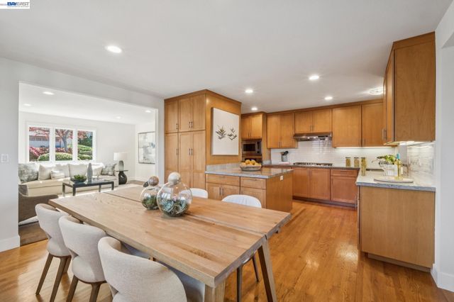 3146 AYLESBURY COURT, Castro Valley, CA 94546