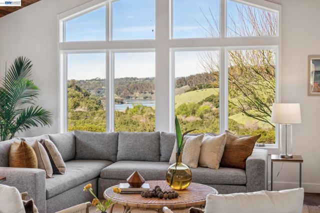 3146 AYLESBURY COURT, Castro Valley, CA 94546