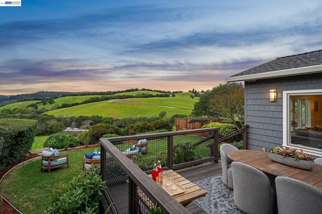 3146 AYLESBURY COURT, Castro Valley, CA 94546