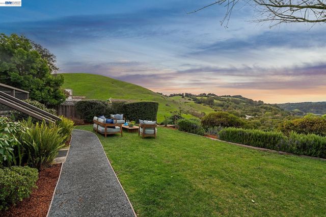 3146 AYLESBURY COURT, Castro Valley, CA 94546