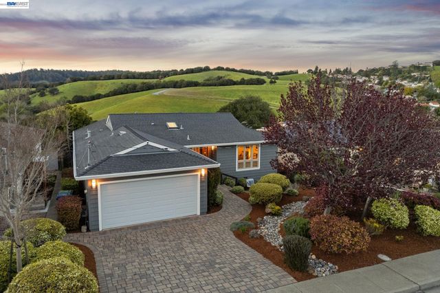 3146 AYLESBURY COURT, Castro Valley, CA 94546