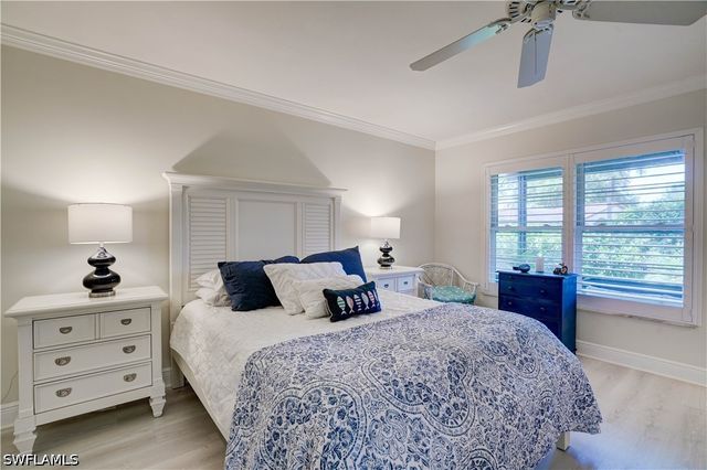 1078 Forest Lakes DR 3A, Naples, FL 34105