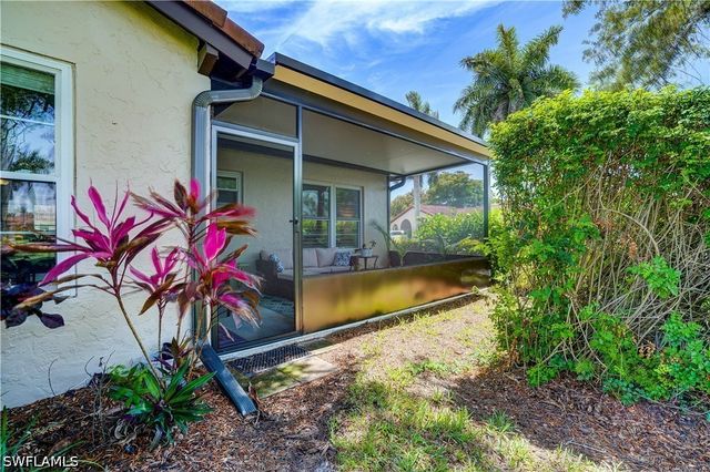 1078 Forest Lakes DR 3A, Naples, FL 34105