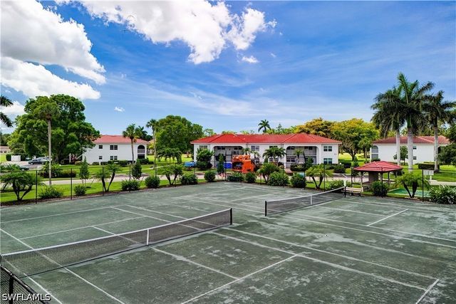 1078 Forest Lakes DR 3A, Naples, FL 34105