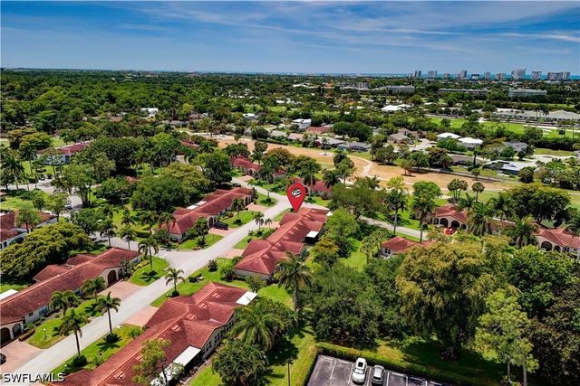 1078 Forest Lakes DR 3A, Naples, FL 34105