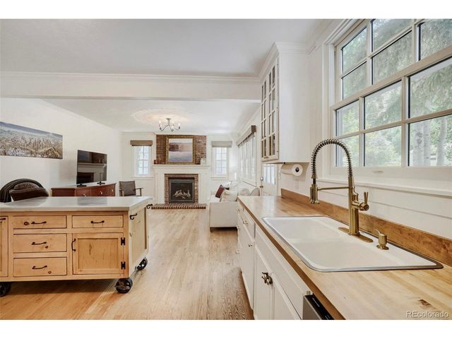902 Main St, Georgetown, CO 80444