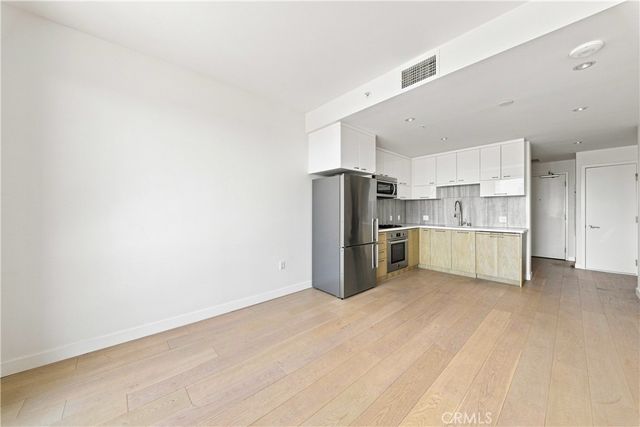 400 S Broadway 2311, Los Angeles, CA 90013