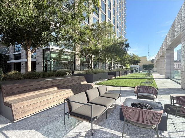 400 S Broadway 2311, Los Angeles, CA 90013