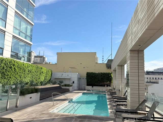 400 S Broadway 2311, Los Angeles, CA 90013
