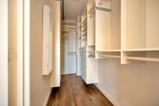 614 E 1st Street, Fort Worth, TX 76102