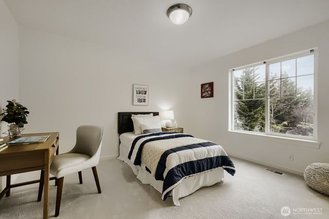23257 SE 34th Place, Sammamish, WA 98075