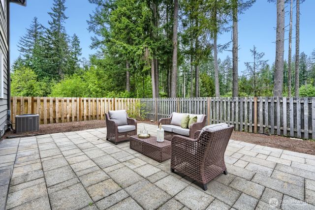 23257 SE 34th Place, Sammamish, WA 98075