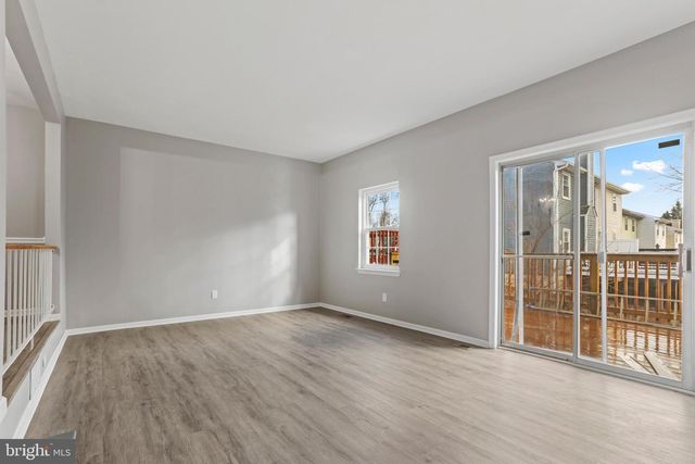 8617 CASTLEMILL CIR, Nottingham, MD 21236