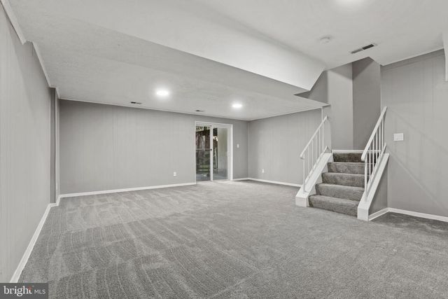 8617 CASTLEMILL CIR, Nottingham, MD 21236