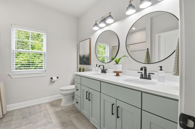 N52W30587 Moraine DRIVE, Hartland, WI 53029