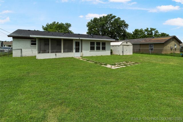 47 S 204th East Avenue, Tulsa, OK 74108