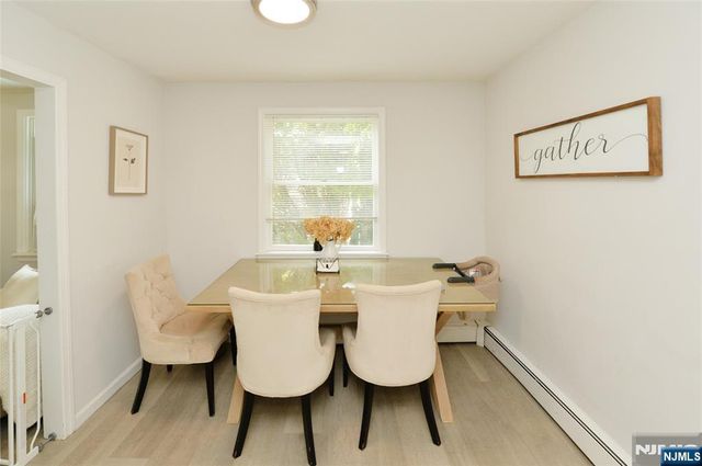 122 Strysko Avenue, Mahwah, NJ 07430