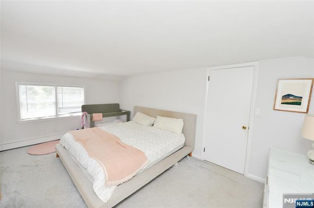 122 Strysko Avenue, Mahwah, NJ 07430