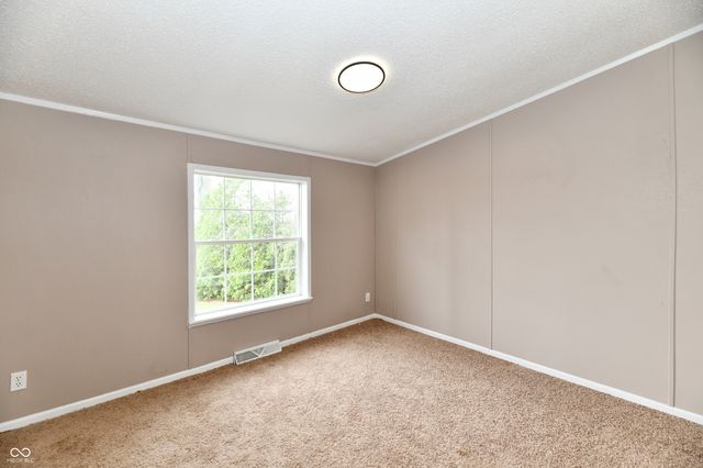 1906 W 1000 N, Knightstown, IN 46148
