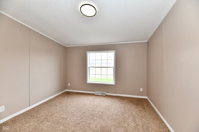 1906 W 1000 N, Knightstown, IN 46148