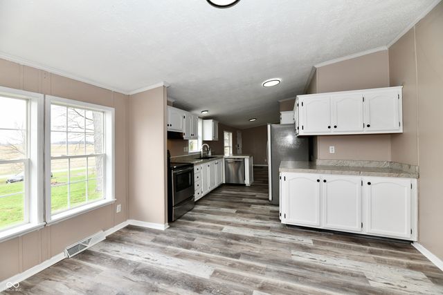 1906 W 1000 N, Knightstown, IN 46148