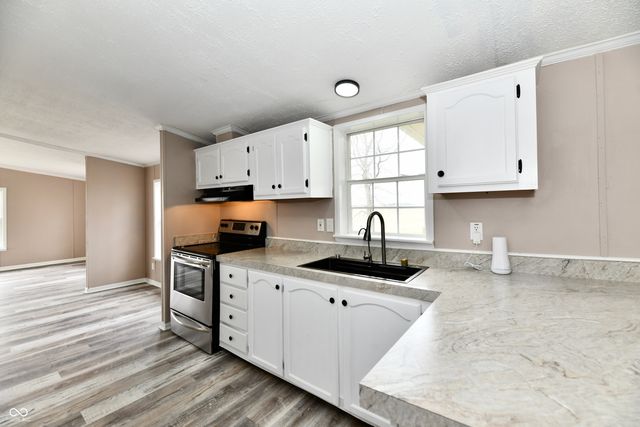 1906 W 1000 N, Knightstown, IN 46148