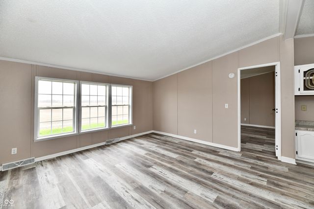 1906 W 1000 N, Knightstown, IN 46148