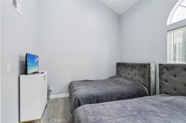 10659 Bloomfield Street, Toluca Lake, CA 91602