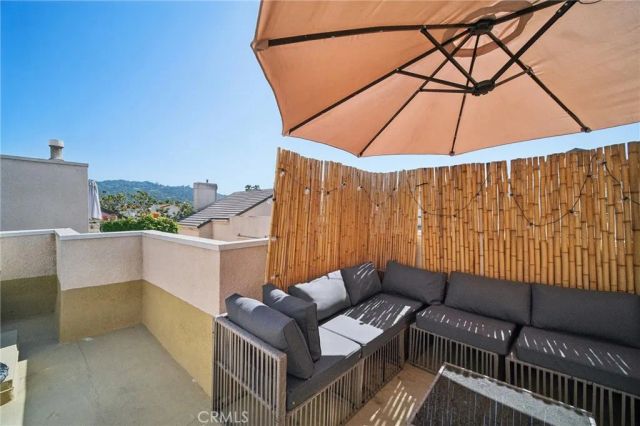 10659 Bloomfield Street, Toluca Lake, CA 91602
