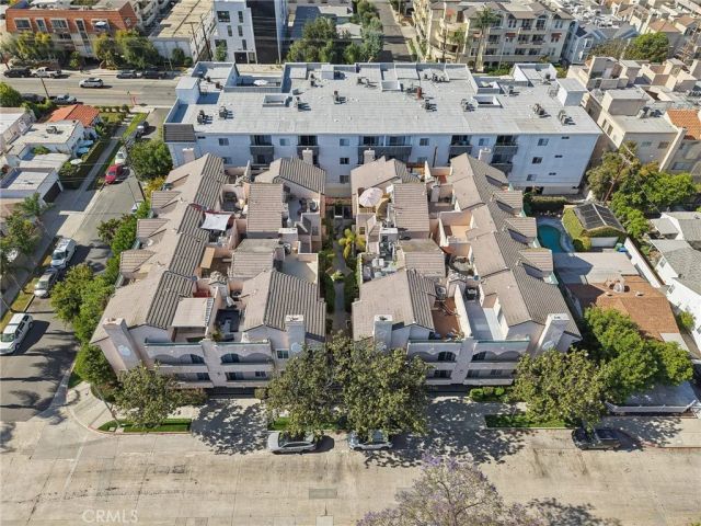 10659 Bloomfield Street, Toluca Lake, CA 91602