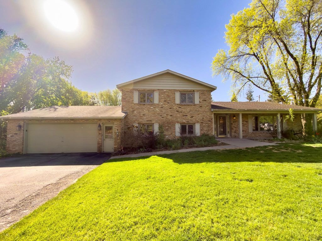 3116 Greenock Road, Saint Cloud, MN 56301