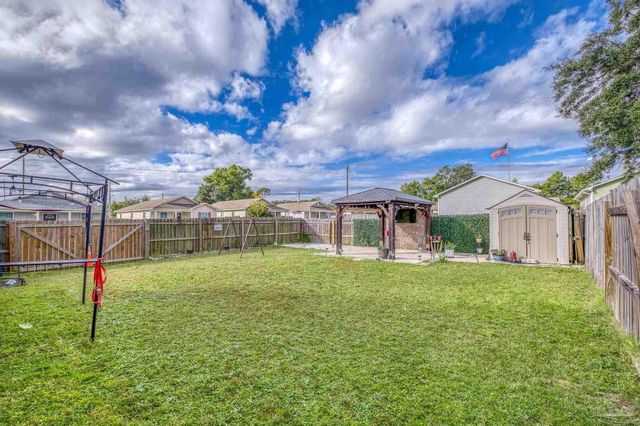 5713 Tryton Cir, Pensacola, FL 32526