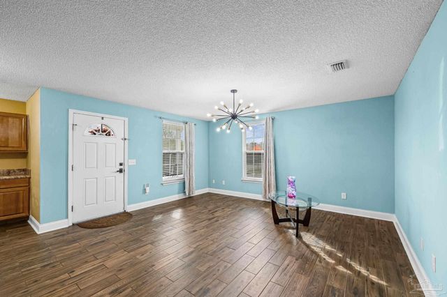 5713 Tryton Cir, Pensacola, FL 32526