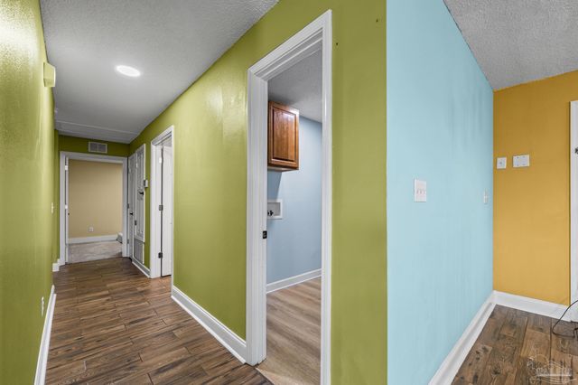 5713 Tryton Cir, Pensacola, FL 32526