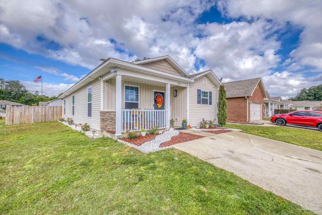 5713 Tryton Cir, Pensacola, FL 32526