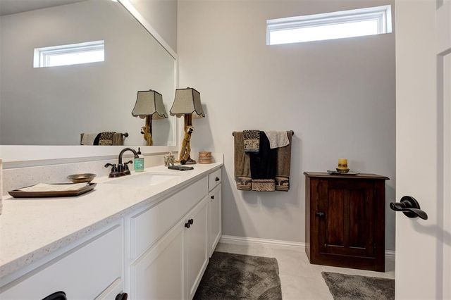 8930 Tall Oaks Drive, Guthrie, OK 73044