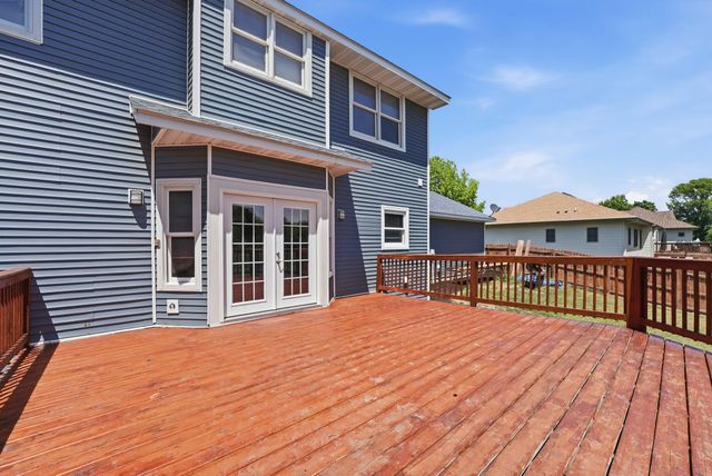 1004 Canterbury Avenue NE, Buffalo, MN 55313