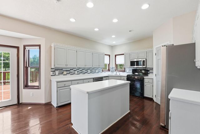 1004 Canterbury Avenue NE, Buffalo, MN 55313