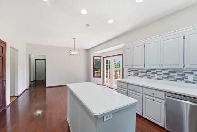1004 Canterbury Avenue NE, Buffalo, MN 55313
