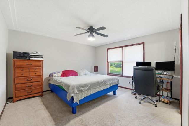 1004 Canterbury Avenue NE, Buffalo, MN 55313
