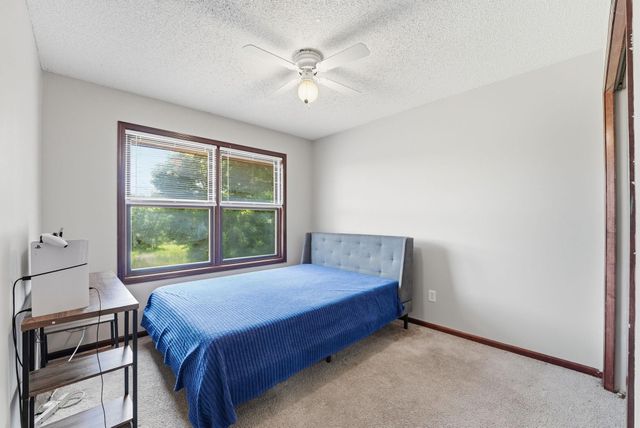 1004 Canterbury Avenue NE, Buffalo, MN 55313