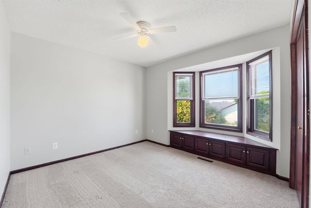 1004 Canterbury Avenue NE, Buffalo, MN 55313