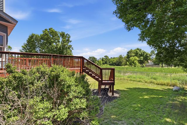 1004 Canterbury Avenue NE, Buffalo, MN 55313