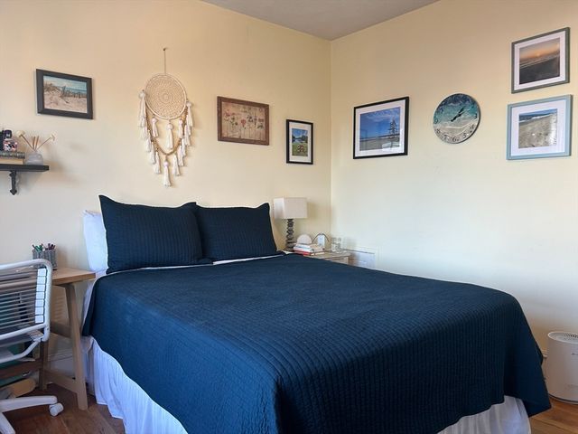 2039 Commonwealth Ave 8, Boston, MA 02135