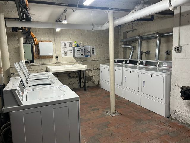 2039 Commonwealth Ave 8, Boston, MA 02135