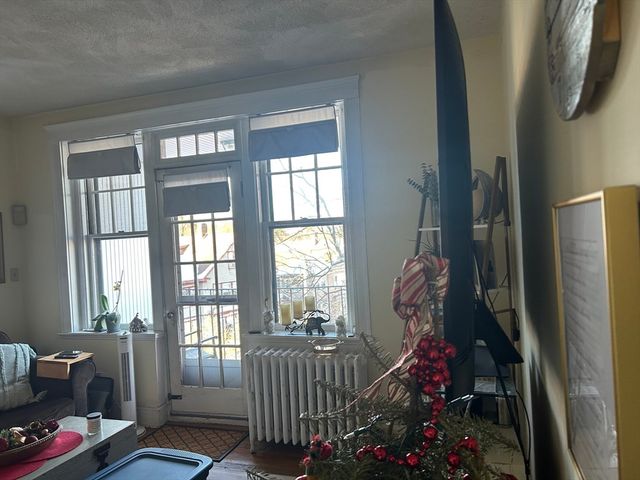 2039 Commonwealth Ave 8, Boston, MA 02135