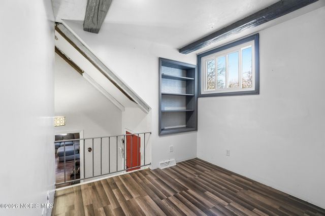 911 Shearwood Drive, Perrysburg, OH 43551