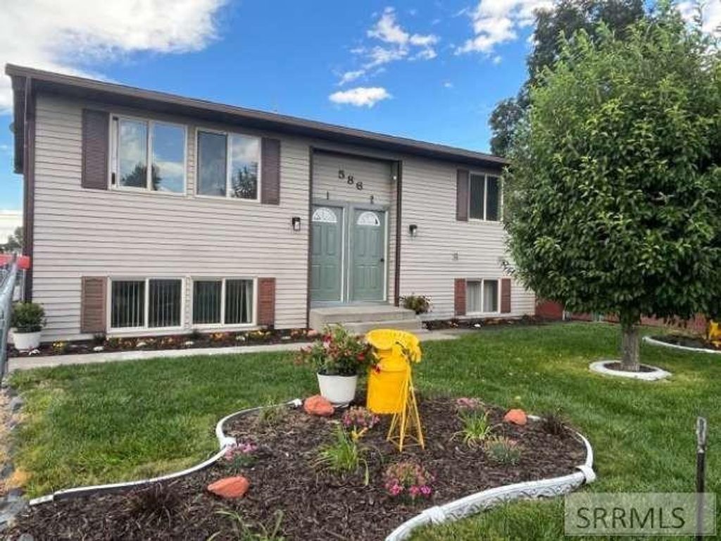 Image 1 of property listing at 586 Boyd, Chubbuck, ID 83202